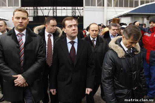 События в мире:Медведев остался недоволен мерами безопасности на Киевском вокзале