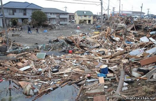 События в мире:В Японии из-за стихии полностью уничтожены 7700 зданий.